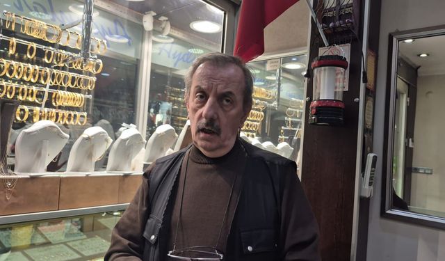 Kuyumcuya 'Jandarmayım' deyip silah gösterdi; altın ayırtıp kaçtı