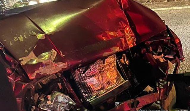 Rize'de otomobil, minibüse çarptı; 1 yaralı