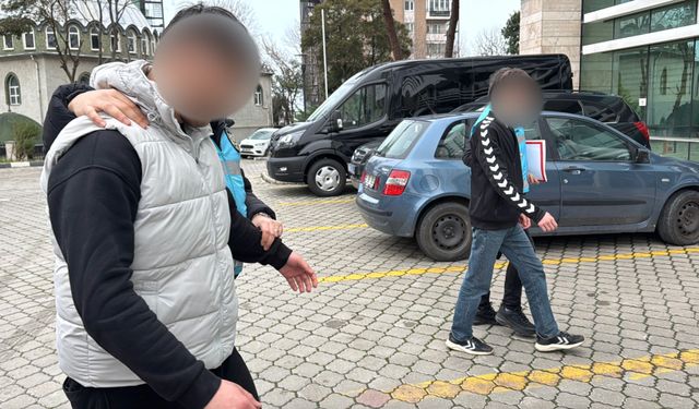 Trabzonspor'a taşlı saldırı düzenleyen 6 şüpheliden 5'i adliyede