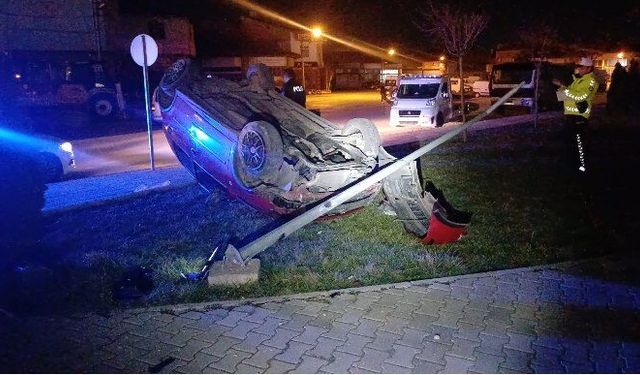 Çorum'da otomobil takla attı, sürücü ağır yaralandı