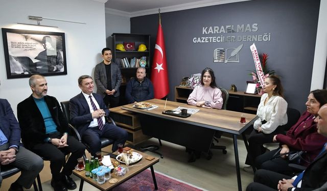 Karaelmas Gazeteciler Derneğinin yeni binası törenle açıldı