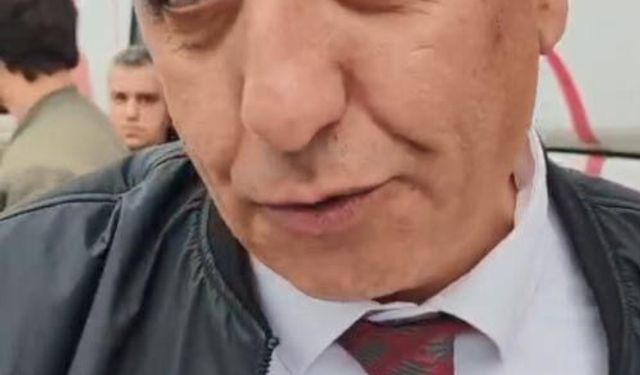 TIR'ın yandan çarptığı yolcu otobüsü refüje çıktı; kaza kamerada