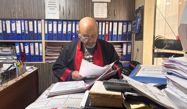 77 yaşındaki arzuhalcinin üniversite azmi