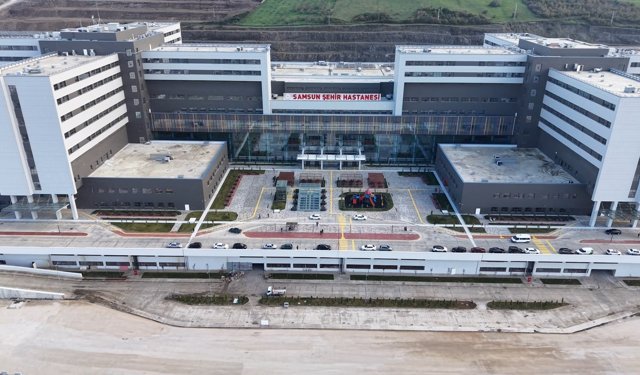 Başhekim Doç. Dr. Ulubay: Samsun Şehir Hastanesi'ne haziran ayına kadar tüm bölümlerin taşınması planlanıyor