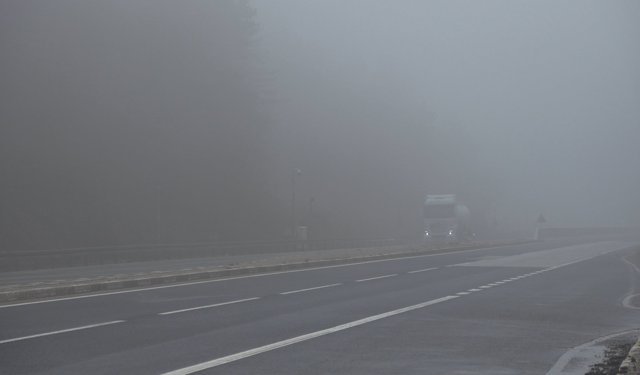 Bolu Dağı geçişinde sis etkili oldu