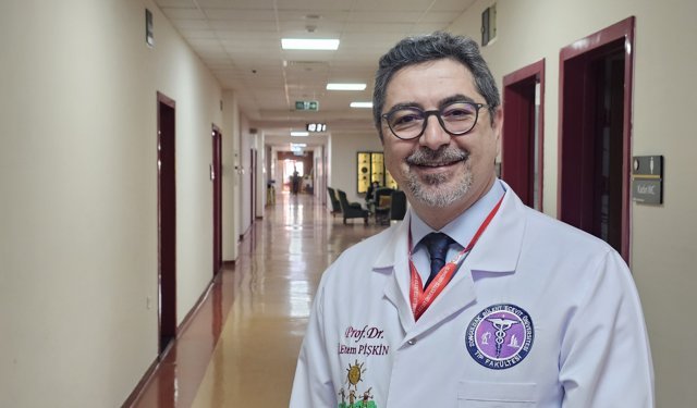 Menenjit şüphesiyle tedaviye alınan 14 yaşındaki Çağla, entübe edildi (2)