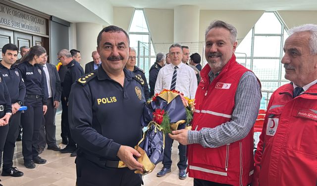 Samsun'da Polis Teşkilatı'nın 181'inci yılında 181 emniyet personelinden kan bağışı