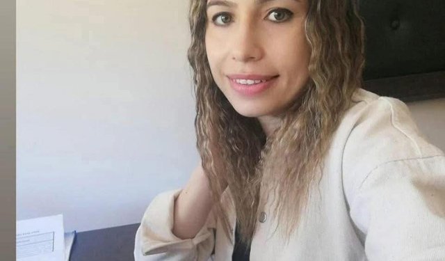 Uçurumdan yuvarlanan otomobilde ölen baba ve kız toprağa verildi