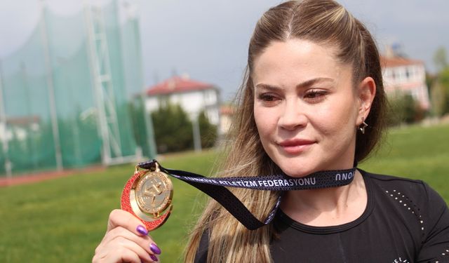 1,5 yıl önce koşuya başlayan öğretmen, 2 kez rekor kırdı