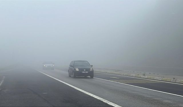 Bolu Dağı'nda sis etkili oldu
