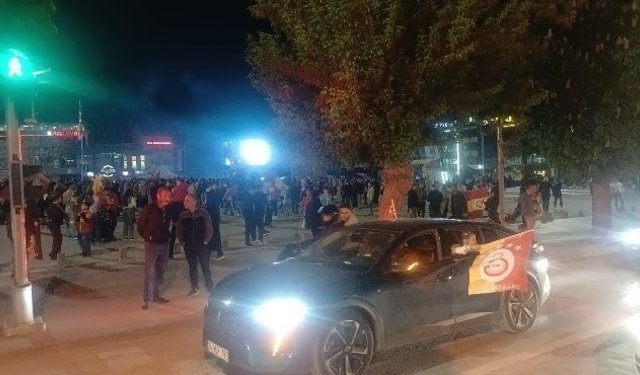 Galatasaray'ın şampiyonluğu Çorum'da coşkuyla kutlandı