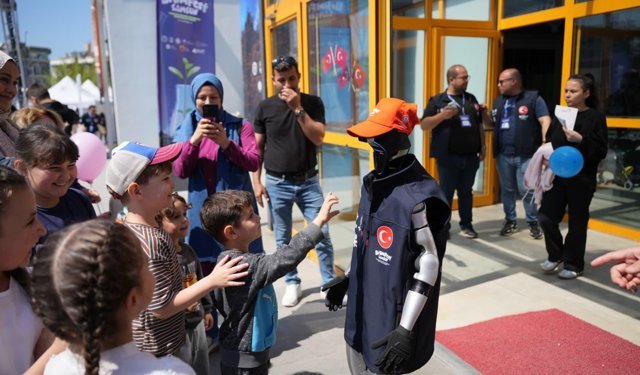 Samsun'da Bilim ve Teknoloji dolu günler devam ediyor