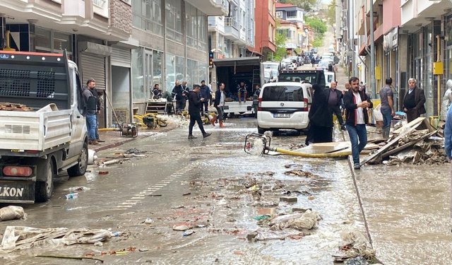 Samsun'da selin neden olduğu hasarının boyutu gün aydınlanınca ortaya çıktı