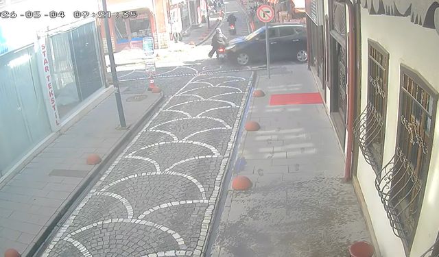 Tokat'ta cip ile motosikletin çarpıştığı kaza kamerada