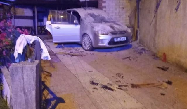 Cami lojmanında çıkan yangında imam yaralandı