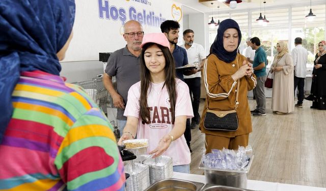 Canik Belediyesi'nden aşure ikramı