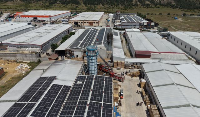 Fabrikanın talaş silosunda çıkan yangın hasara yol açtı