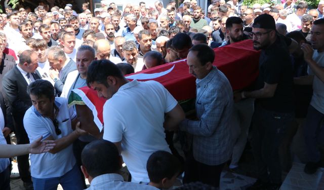 Göçükte yaşamını yitiren maden işçisi toprağa verildi