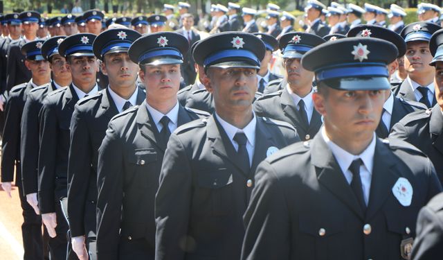 Samsun'da eğitimini tamamlayan 380 polis adayı mezun oldu