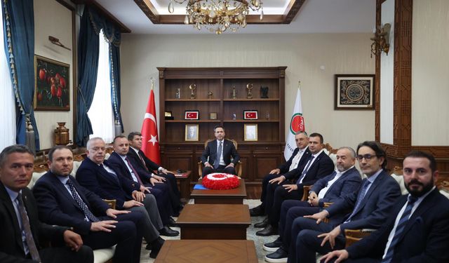 Bakan Bayraktar: Hedefimiz Türkiye'yi enerjide bağımsızlığa kavuşturmak