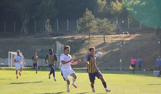 Eyüpspor, hazırlık maçında Mardin 1969'u 1-0 yendi