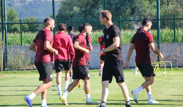 Fatih Karagümrük Kaptanı Biraschi: Süper Lig'i hak ediyoruz