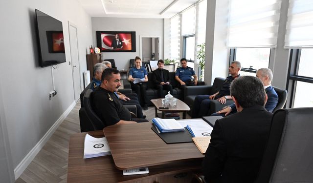 Vali Tavlı, Atakum İlçe Emniyet Müdürlüğü'nü ziyaret etti