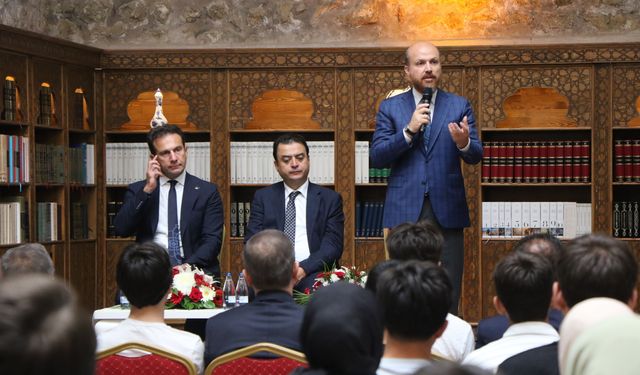 Bilal Erdoğan: Malazgirt ve Çanakkale gelecek bin yılımızın çözümlerini de önümüze koyuyor (2)