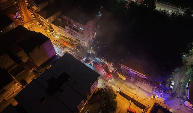 Samsun'da bir depoda yangın / Ek fotoğraflar
