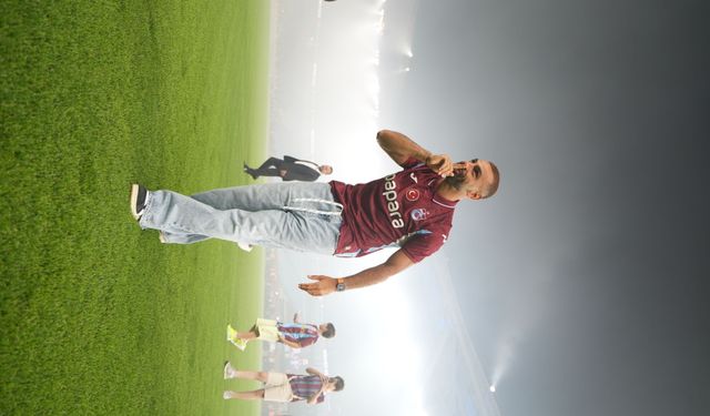 Trabzonspor'da Salah'a büyük imza töreni / Ek Fotoğraflar