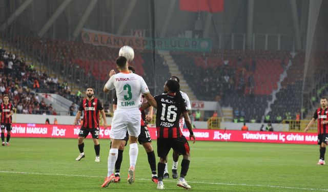 Arca Çorum FK - Corendon Alanyaspor: 1-2
