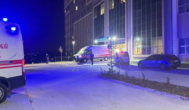 Eğlence mekanında kavga; 1 ölü, 4 yaralı