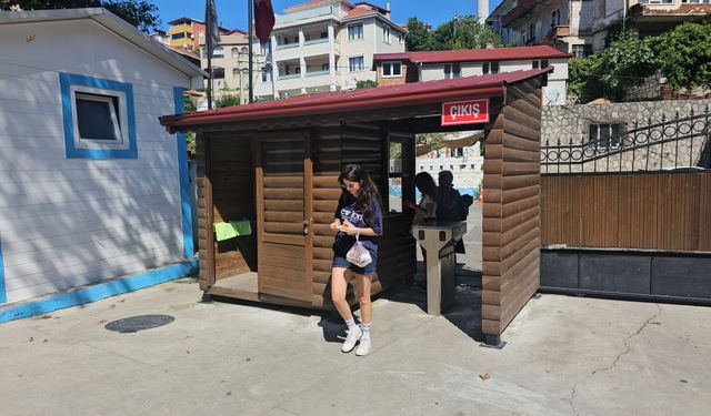 Kapuz Plajı'nda sezon uzadı