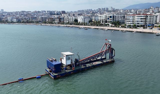 Samsun'da deniz tabanı yenileniyor, kıyılar güçleniyor