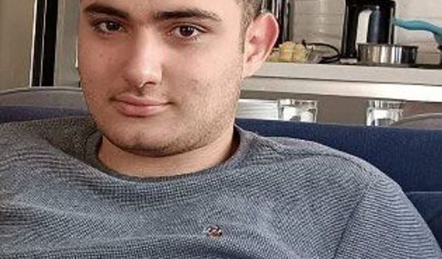 Çorum'da otomobil ile cip çarpıştı: 4 ölü, 1 ağır yaralı (2)