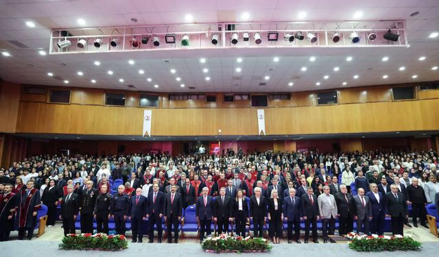 OMÜ Akademik Yılı törenle başladı