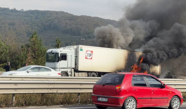 TIR'da çıkan yangın söndürüldü