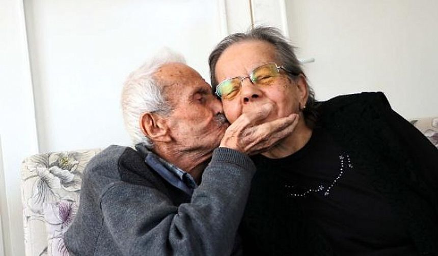 Bolu'nun en uzun süredir evli çiftinin 65 yıldır bitmeyen aşkı
