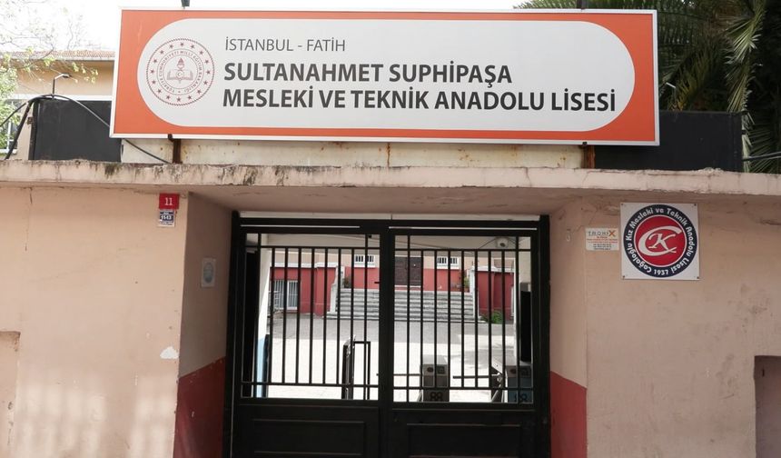 İstanbul- İstanbul'da depremin ardından 4 okul tahliye edildi