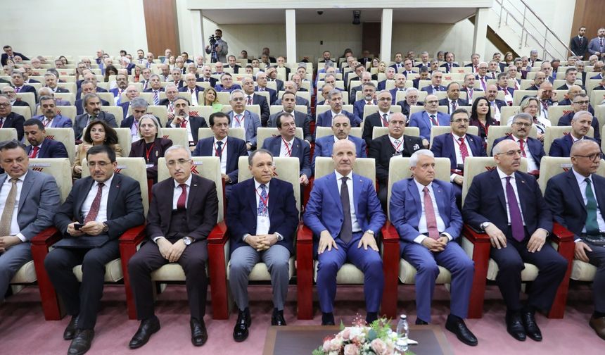 YÖK Başkanı Özvar: Sağlık ve tarımda dijitalleşme adına yeni programlar açılacak