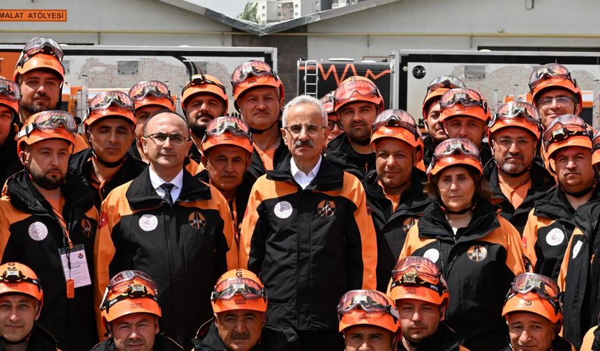 Bakan Uraloğlu: Kanal İstanbul Projesi'nden vazgeçmedik