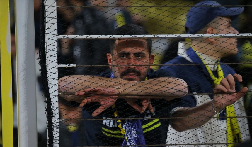 Beşiktaş yenilgisi sonrası Fenerbahçeli taraftarlar büyük üzüntü yaşadı