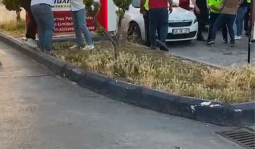 Bodrum'da makas atarak ilerleyen alkollü sürücü ile arkadaşları polise saldırdı; 3 gözaltı