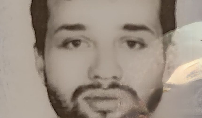 Bursa’da, çarptığı kamyonun altına giren otomobilin sürücüsü ağır yaralandı