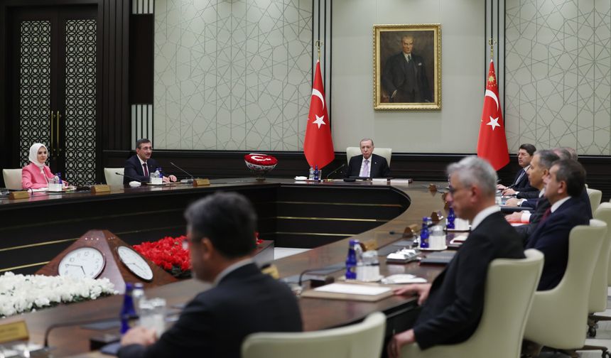 Cumhurbaşkanlığı Kabinesi toplandı (2)