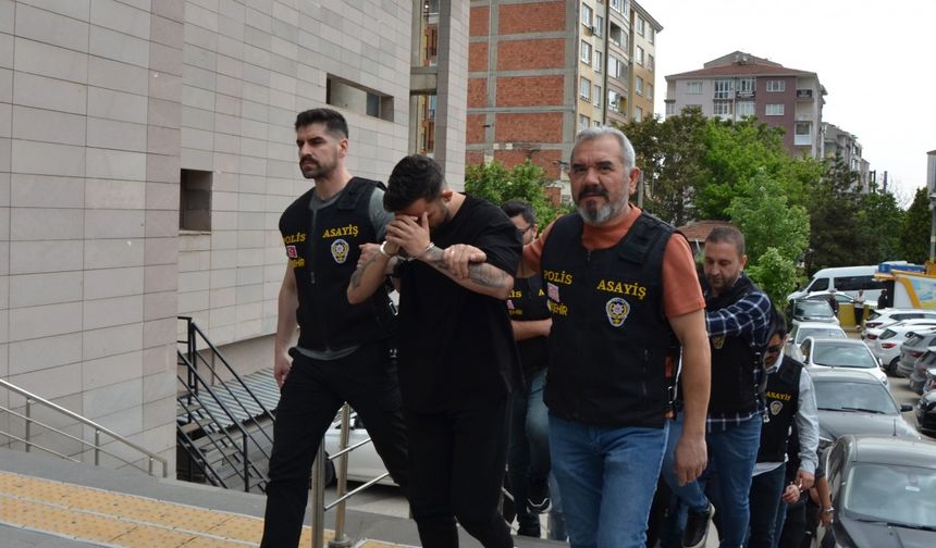 Eskişehir merkezli fuhuş operasyonu; 7 gözaltı