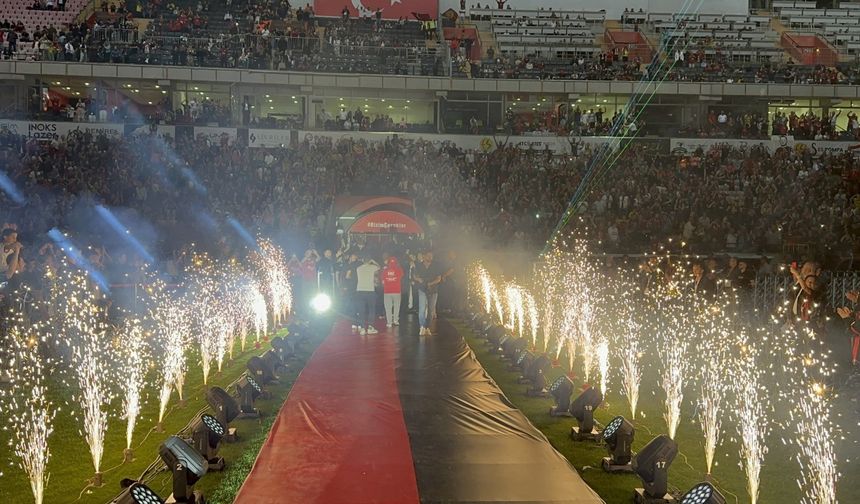 Eskişehirspor, şampiyonluğunu kutladı
