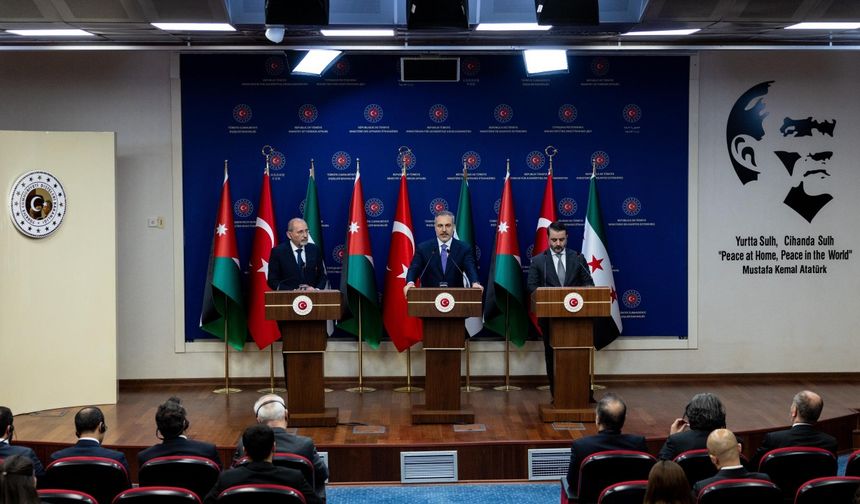 Hakan Fidan: Atılacak pratik adımlar var, yakından takip edeceğiz