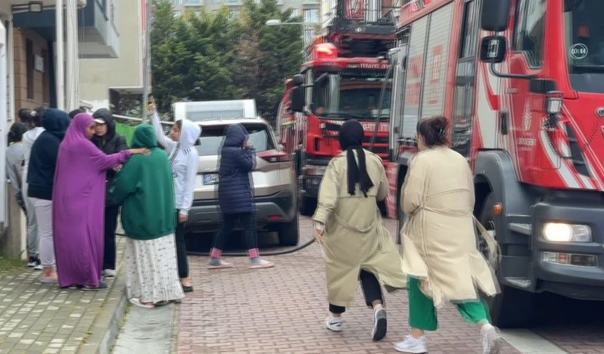 İstanbul - Avcılar’da kız öğrenci yurdunda yangın