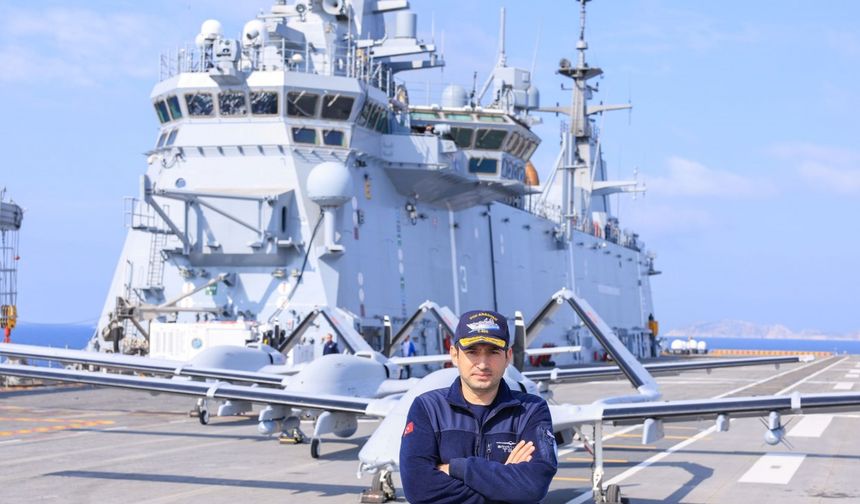 İstanbul- Bayraktar TB3'ten kara hedefine tam isabet